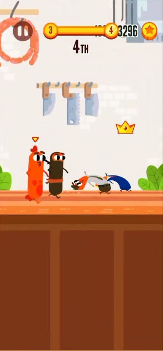 Xuất phát cùng những nhân vật khác Run Sausage Run MOD APK