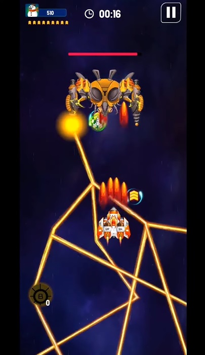 Fight giant monsters in Space Shooter - Galaxy Attack MOD APK