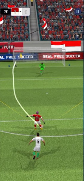 Control the player to kick the ball into the net in Soccer Superstar MOD APK