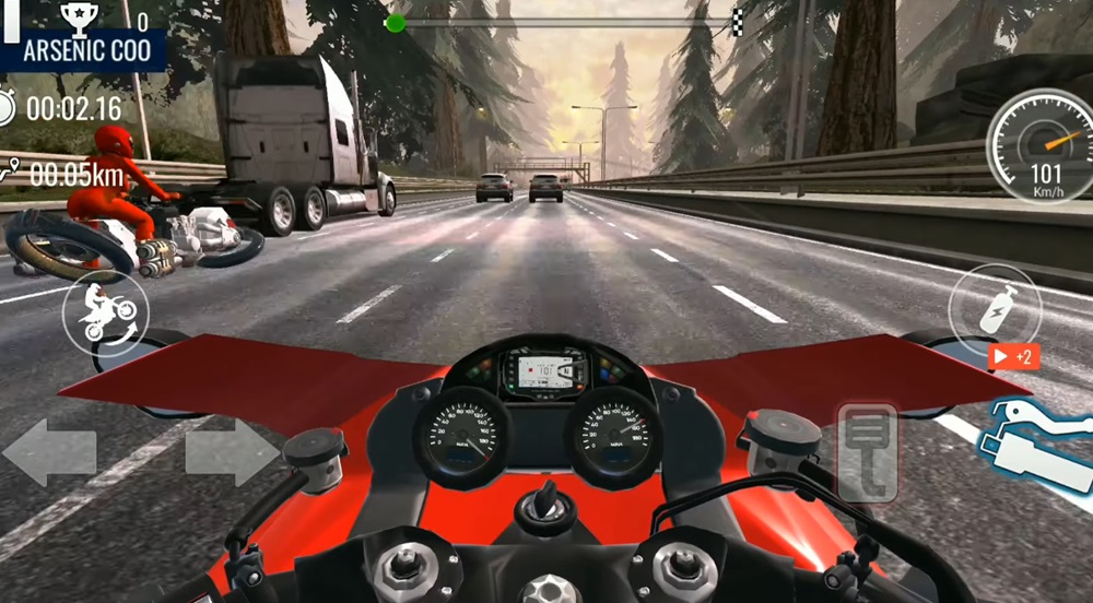 Bắt đầu đua xe trong Traffic Bike Rush Driving City MOD APK